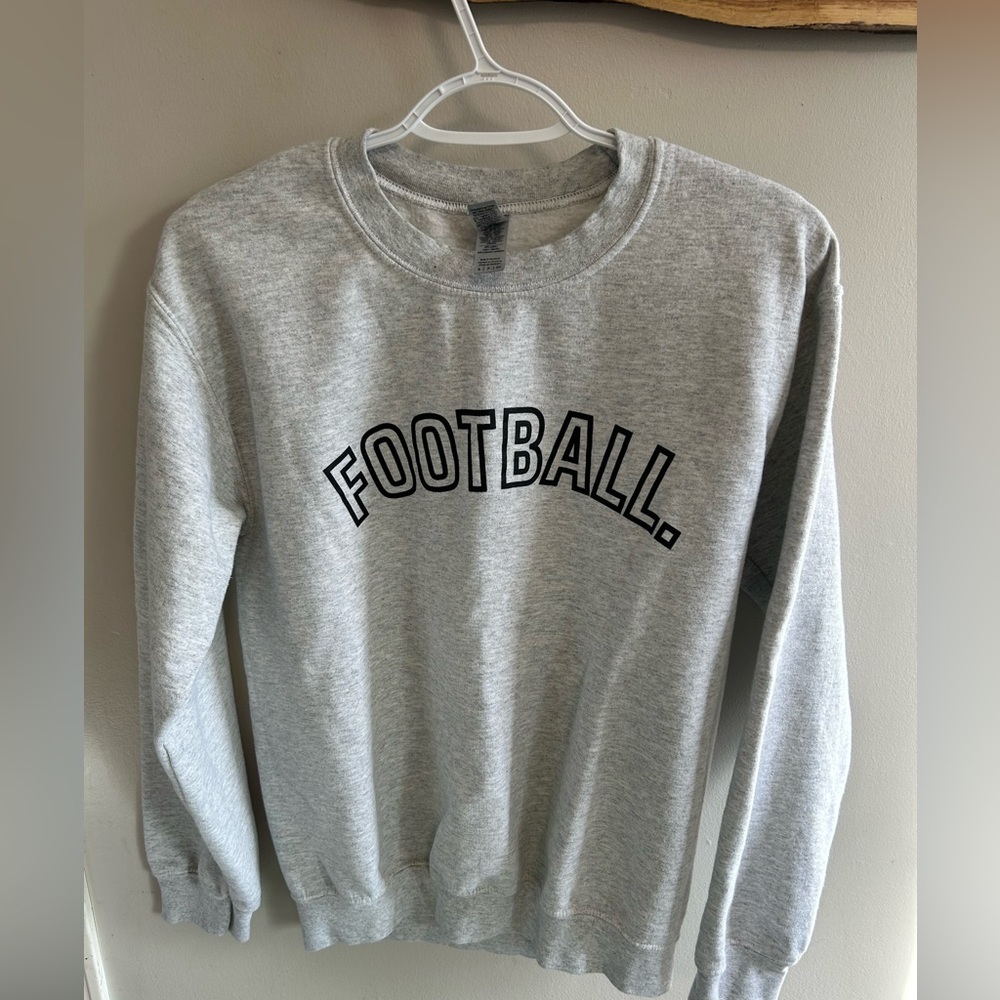 Women’s football crew neck sweater size small